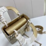 Nội dung đoạn văn bản của bạn (4)