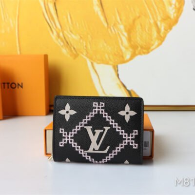 Premium Luxury Bag<br>Stylish, Durable & Perfect for Any Occasion