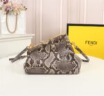 Luxury Structured Leather Shoulder Bag – Elegant Top Handle & Crossbody Designer Style Purse